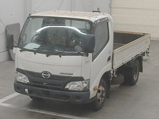 HINO DUTRO 2019