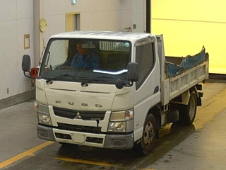 MITSUBISHI CANTER 2013