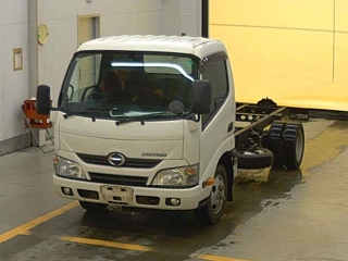 HINO DUTRO 2015