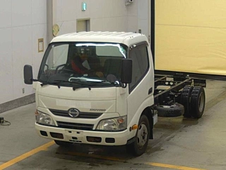 HINO DUTRO 2015
