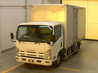 ISUZU ELF 2011