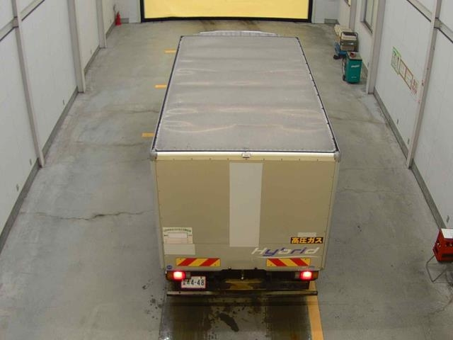 ISUZU ELF 2012