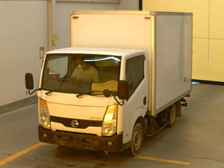 NISSAN ATLAS 2009