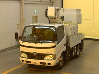 TOYOTA DYNA 2009