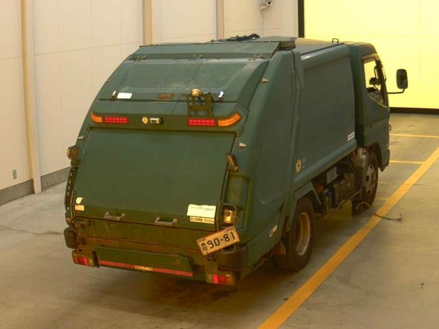 MITSUBISHI CANTER 2012