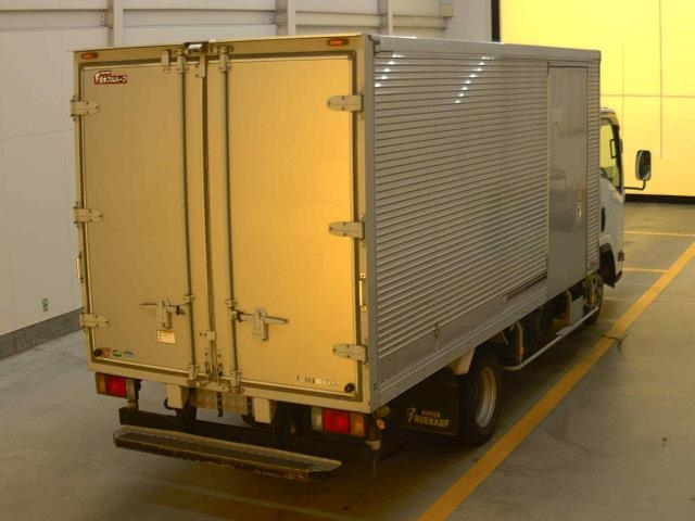 ISUZU ELF 2018