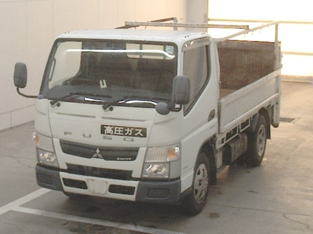 MITSUBISHI CANTER 2015