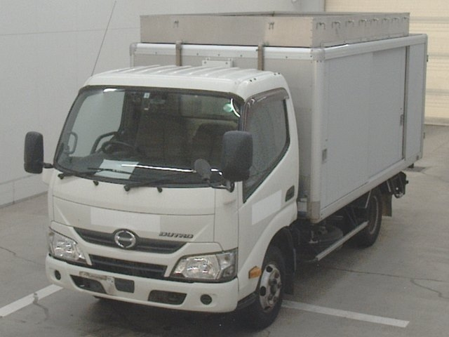 HINO DUTRO 2017