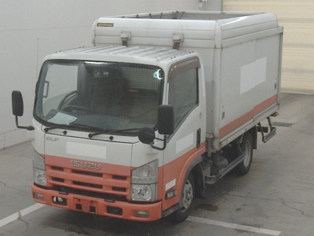 ISUZU ELF 2014