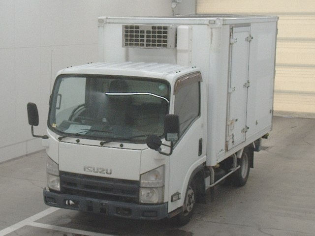 ISUZU ELF 2011