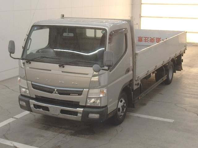 MITSUBISHI CANTER 2018