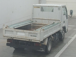 ISUZU ELF 2012
