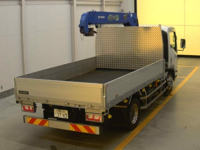 ISUZU ELF 2020