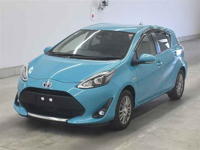 TOYOTA AQUA 2020