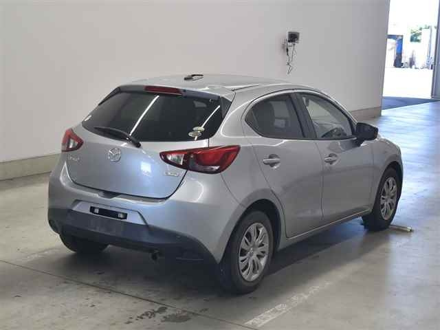 MAZDA DEMIO 2014