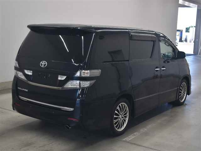 TOYOTA VELLFIRE 2011