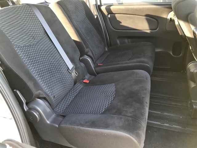 NISSAN SERENA 2013