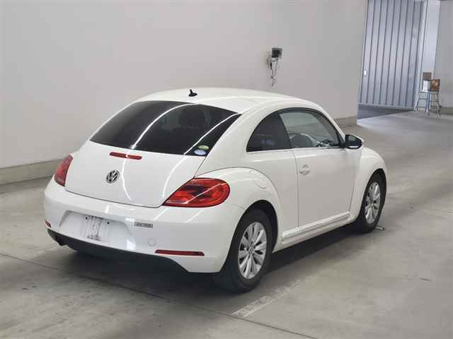 VOLKSWAGEN THE BEETLE 2012