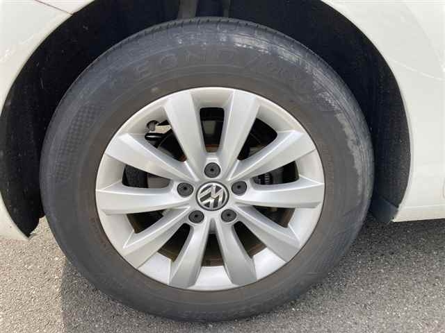VOLKSWAGEN THE BEETLE 2012