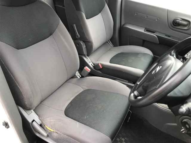 NISSAN AD 2013