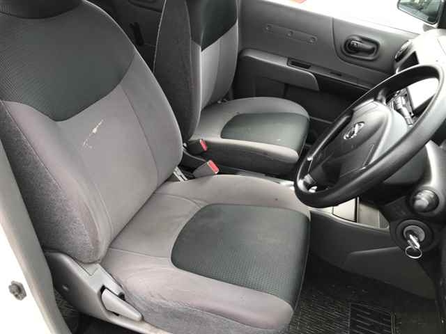 NISSAN AD 2014