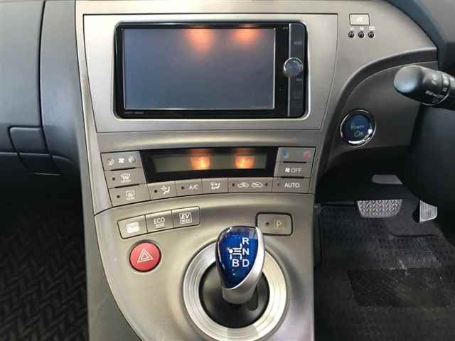 TOYOTA PRIUS 2012