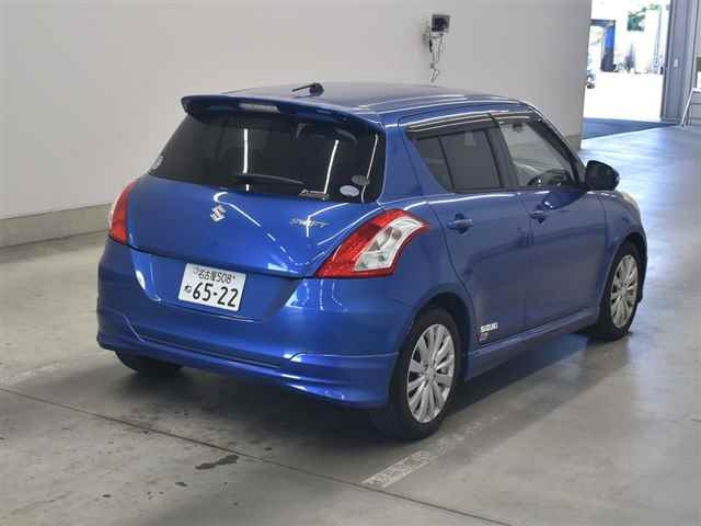 SUZUKI SWIFT 2011