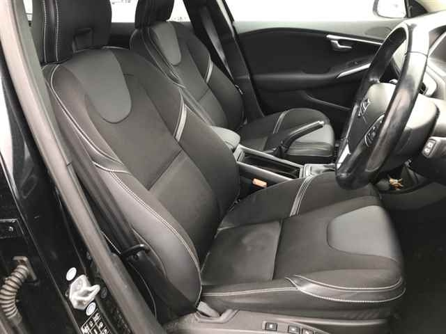 VOLVO V40 2014