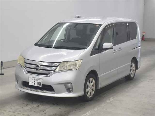 NISSAN SERENA 2011
