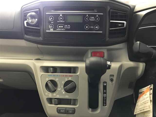 TOYOTA PIXIS EPOCH 2017