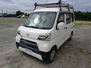 TOYOTA PIXIS VAN 2020