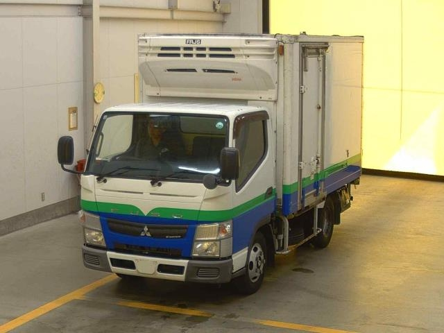 MITSUBISHI CANTER 2011