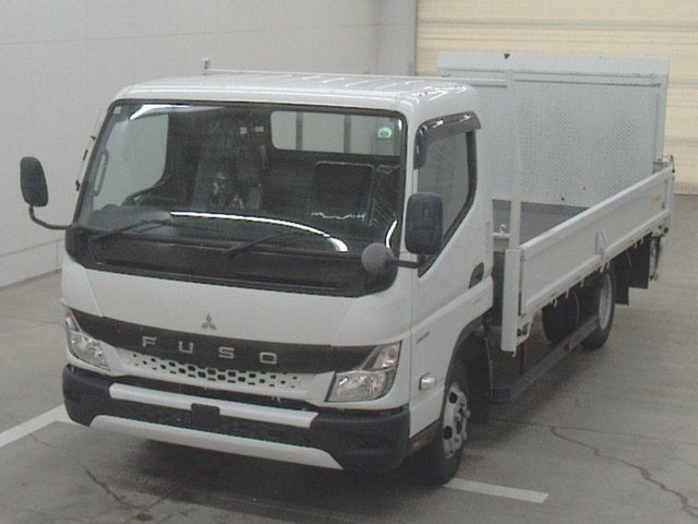 MITSUBISHI CANTER 2024