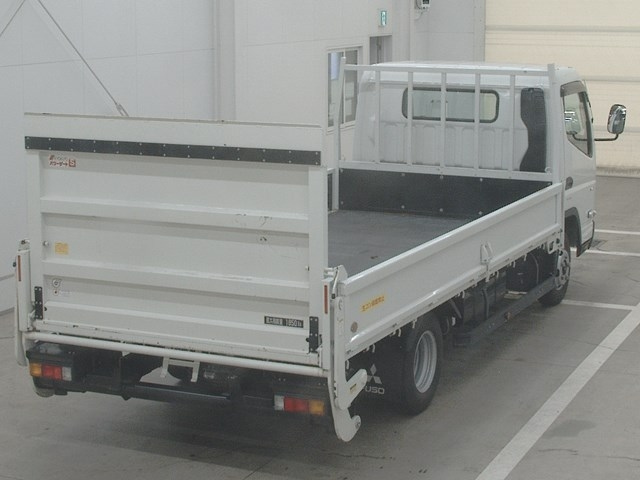 MITSUBISHI CANTER 2024