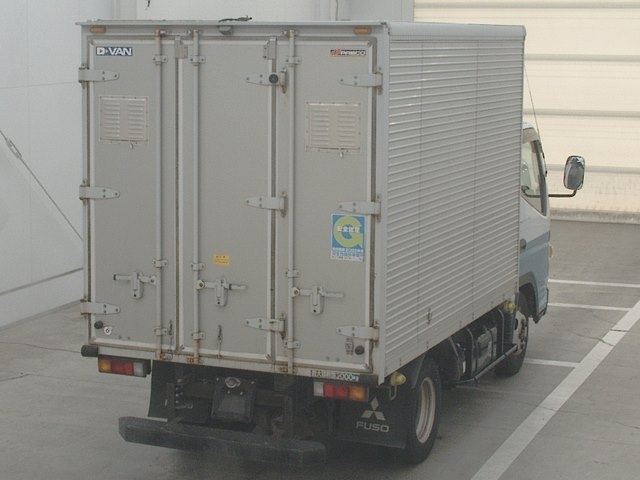 MITSUBISHI CANTER 2015