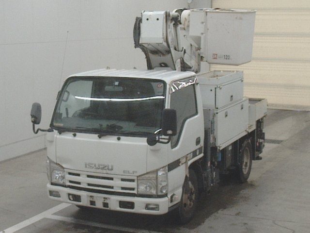 ISUZU ELF 2010
