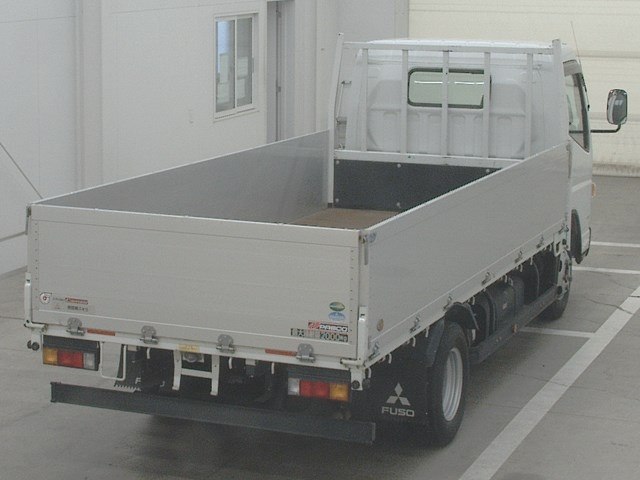 MITSUBISHI CANTER 2018