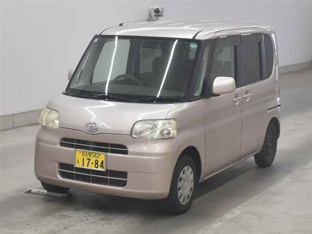 DAIHATSU TANTO 2010