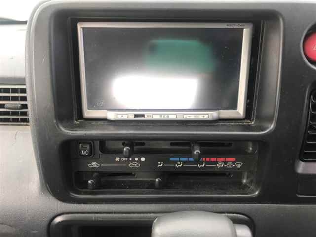 DAIHATSU HIJET VAN 2011