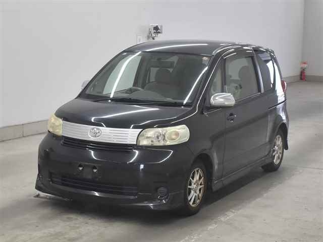 TOYOTA PORTE 2010
