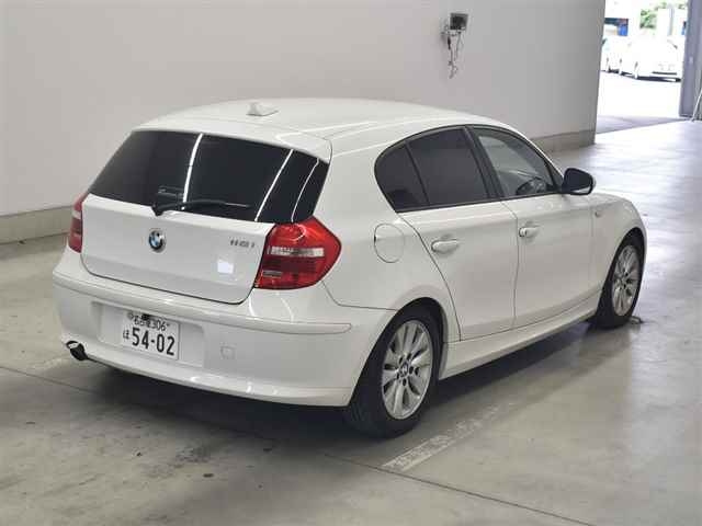 BMW 1 SERIES 2011