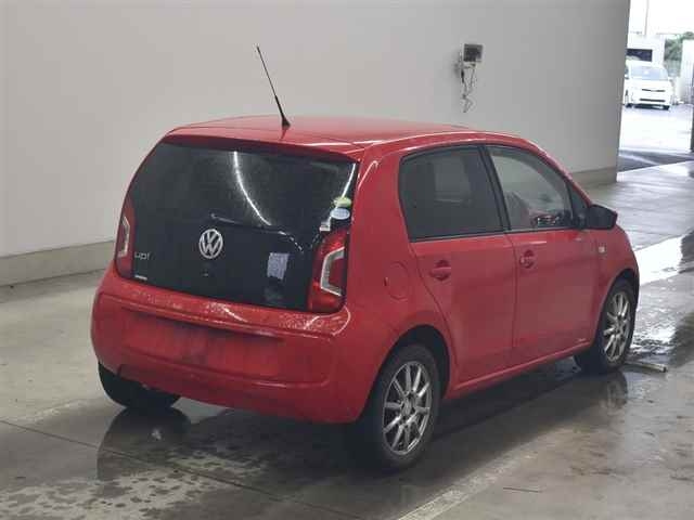 VOLKSWAGEN UP 2013