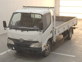 TOYOTA DYNA 2012