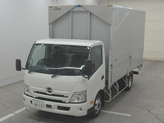 HINO DUTRO 2024