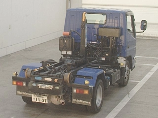 MITSUBISHI CANTER 2023