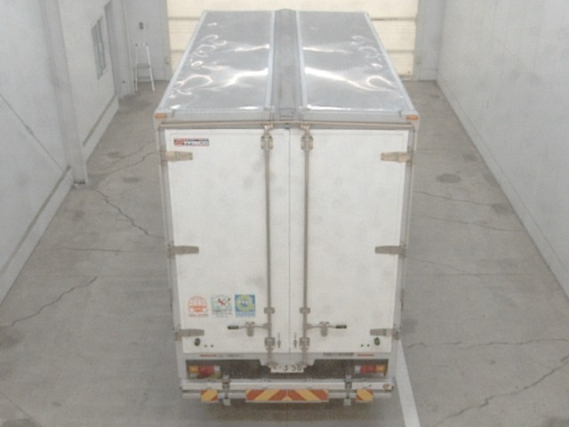 MITSUBISHI CANTER 2023