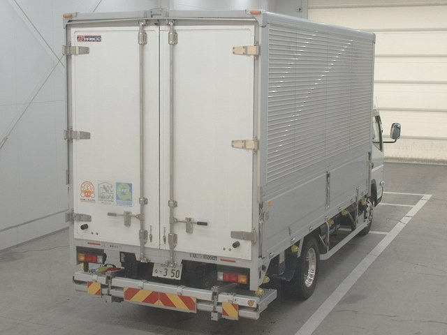 MITSUBISHI CANTER 2023