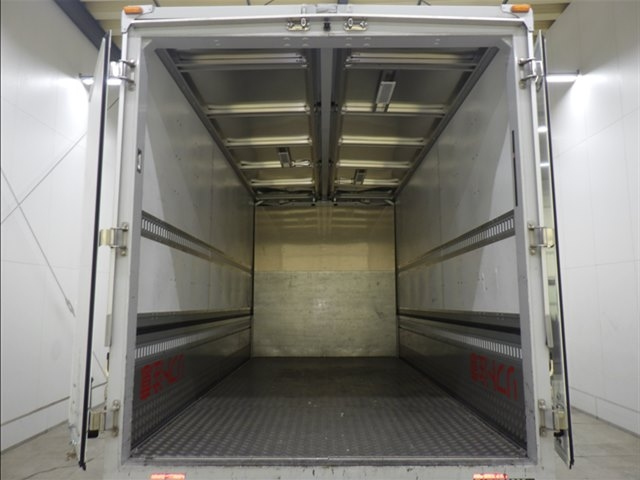 MITSUBISHI CANTER 2023