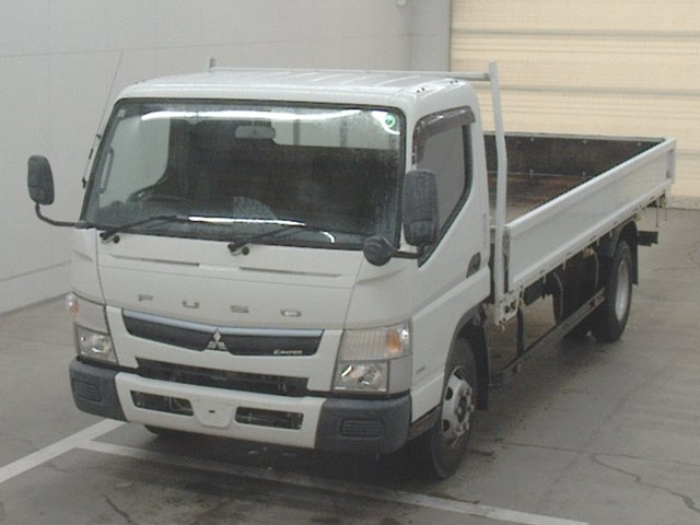 MITSUBISHI CANTER 2016