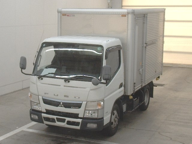 MITSUBISHI CANTER 2020